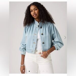 LEVIS PARKER PRETTY SHORT COAT